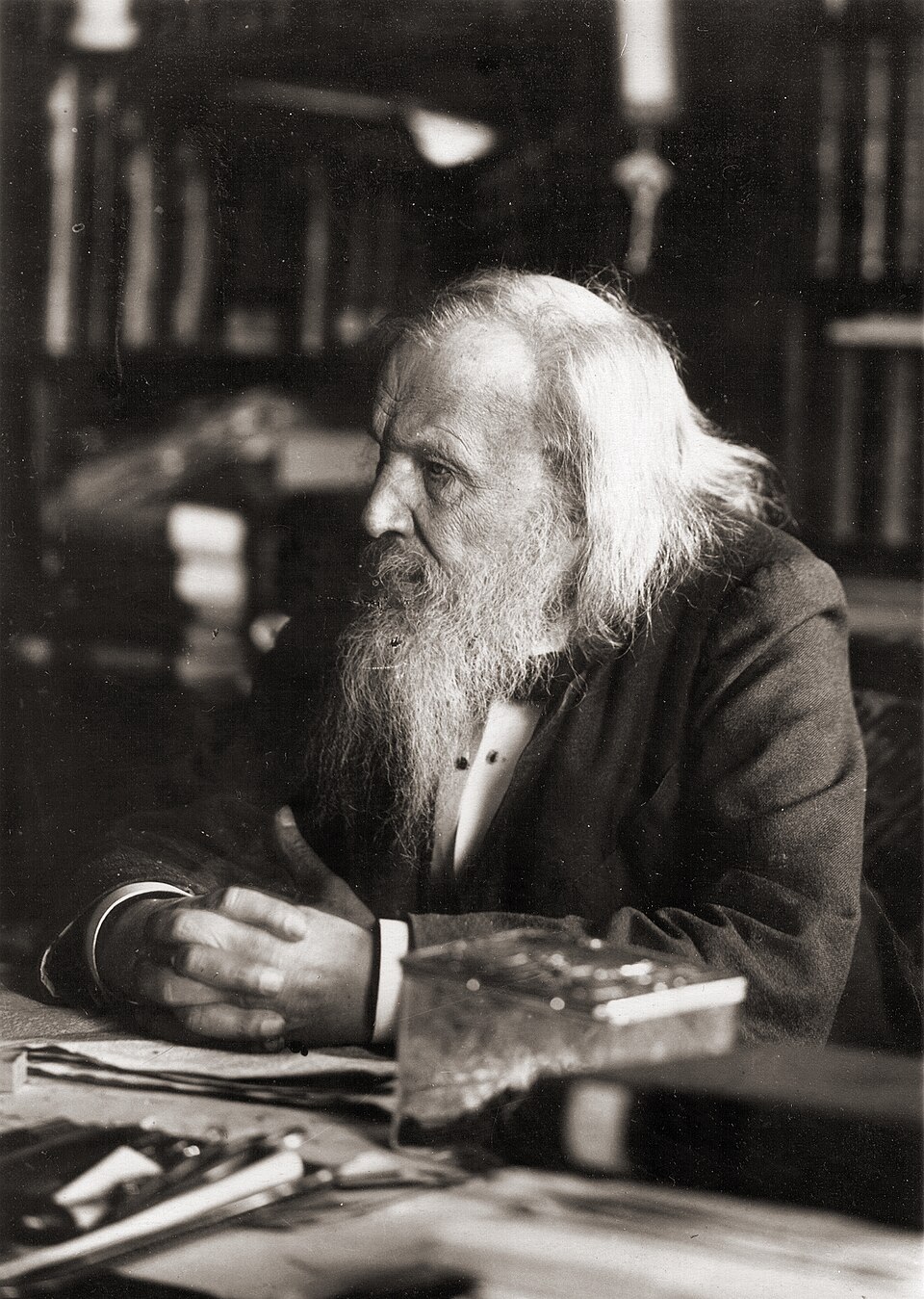 Дмитрий Менделеев, 1897 год